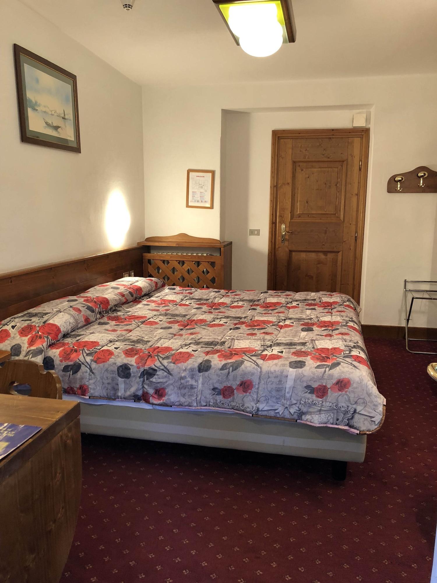 Hotel Majoni Cortina dʼAmpezzo Esterno foto