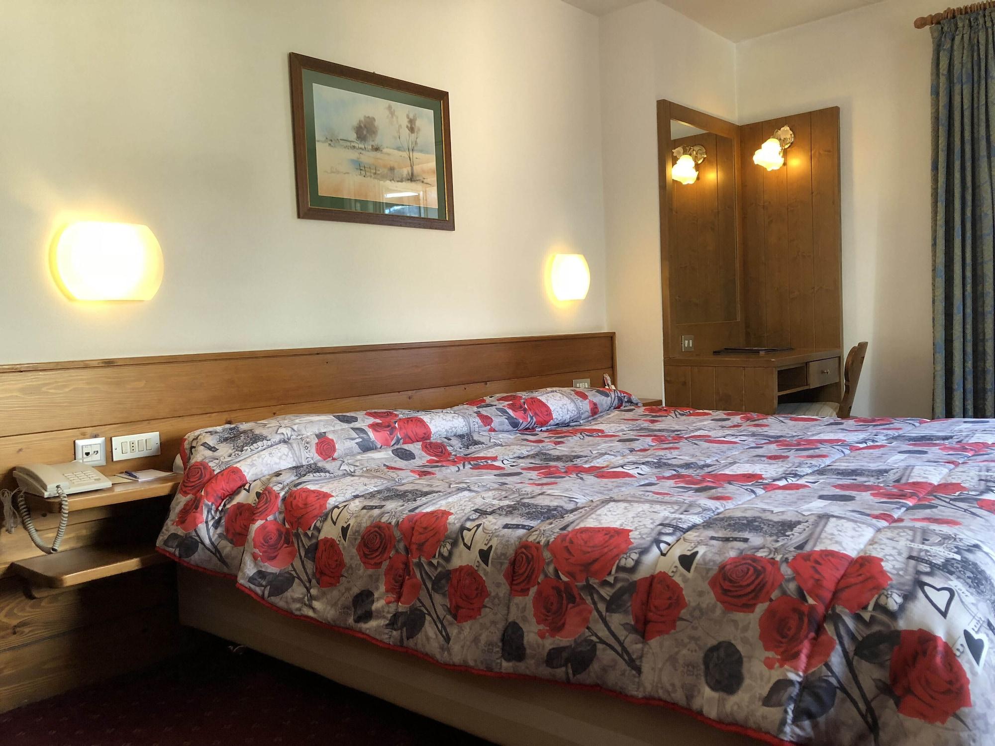 Hotel Majoni Cortina dʼAmpezzo Esterno foto