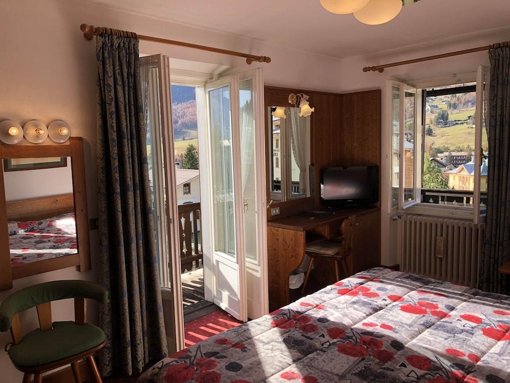 Hotel Majoni Cortina dʼAmpezzo Esterno foto