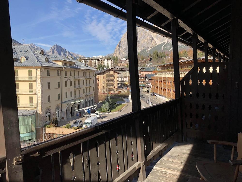 Hotel Majoni Cortina dʼAmpezzo Esterno foto