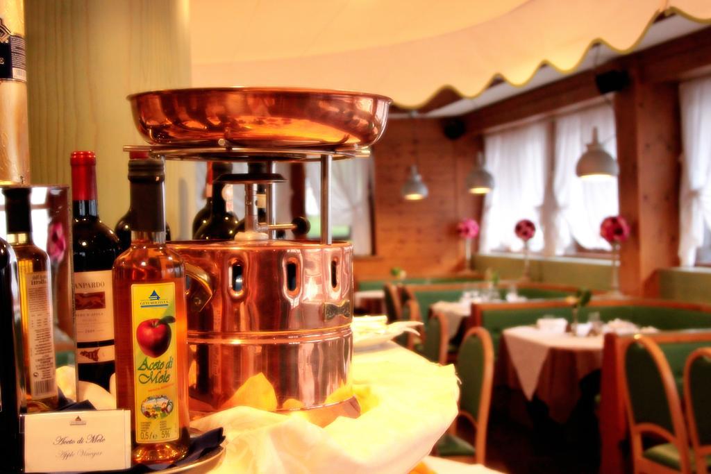 Hotel Majoni Cortina dʼAmpezzo Esterno foto