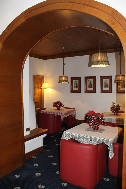 Hotel Majoni Cortina dʼAmpezzo Esterno foto