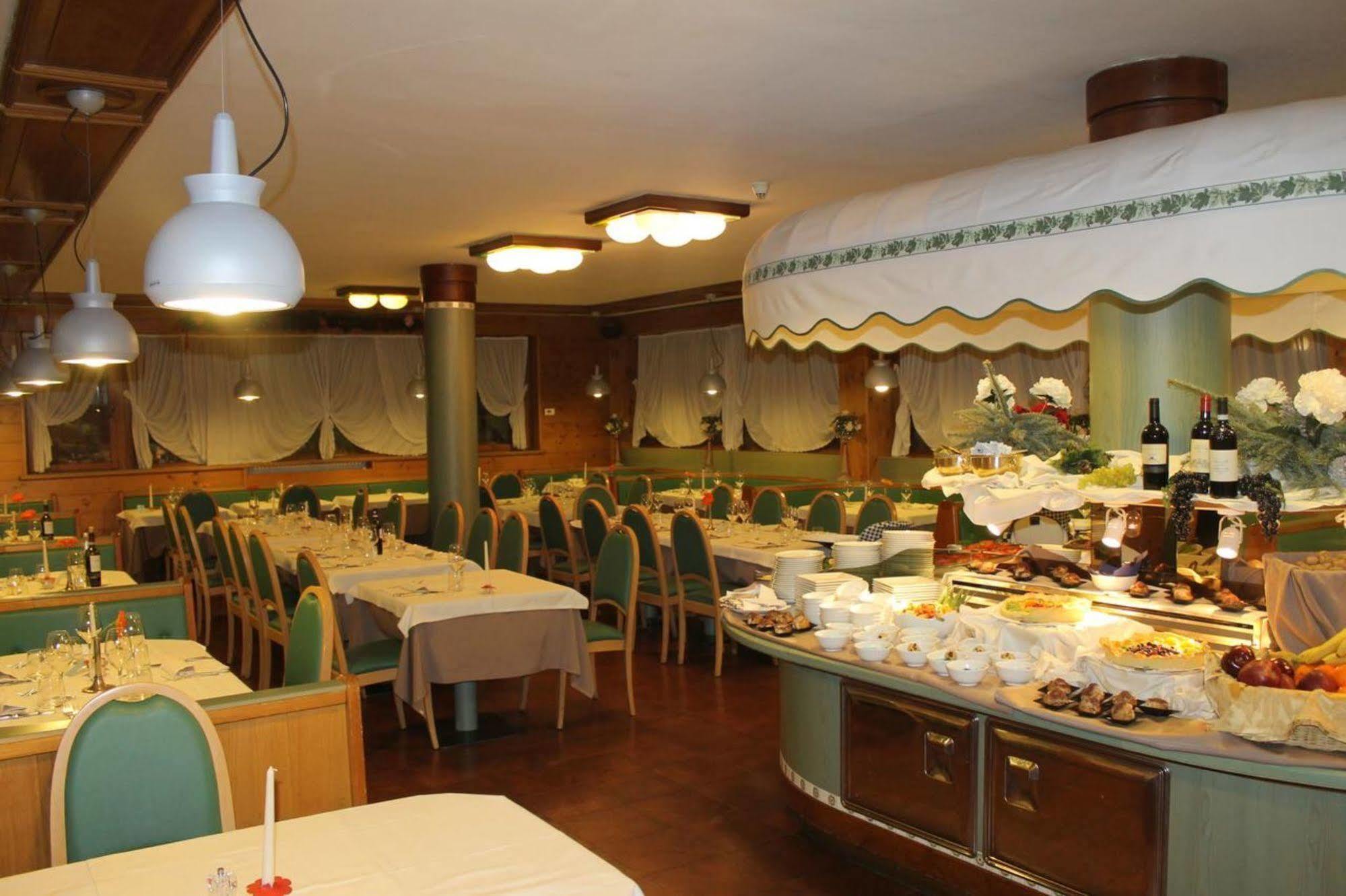 Hotel Majoni Cortina dʼAmpezzo Esterno foto