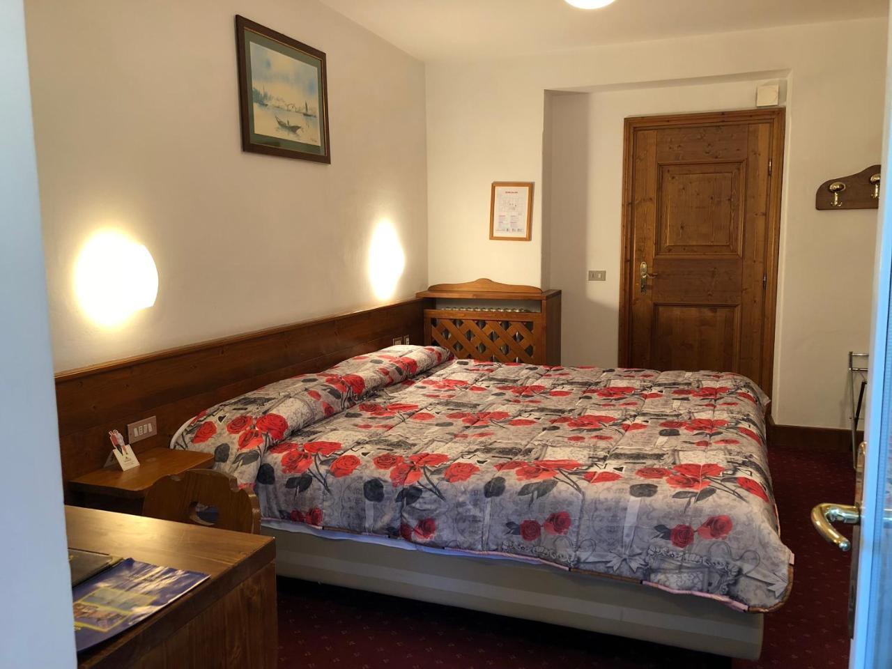 Hotel Majoni Cortina dʼAmpezzo Esterno foto